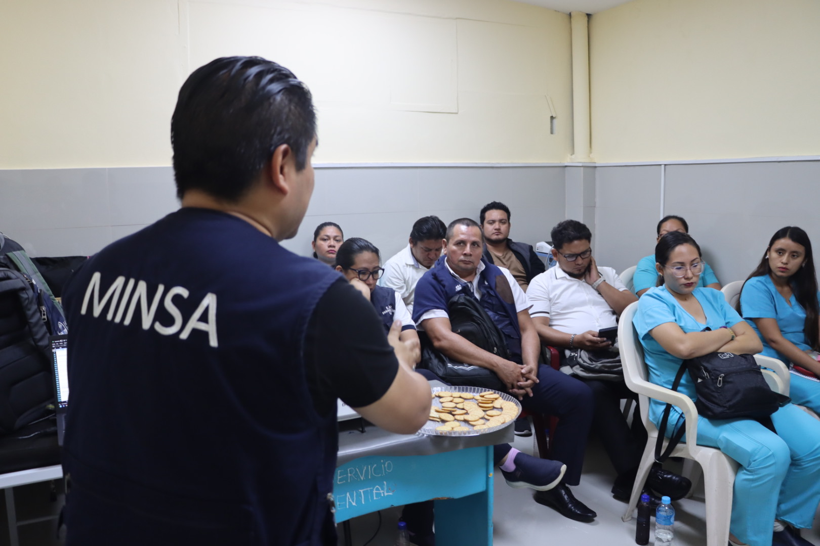 MINSA Y GERESA LORETO CAPACITAN EN EL USO DEL SIHCE PARA MEJORAR COBERTURAS DE VACUNACIÓN