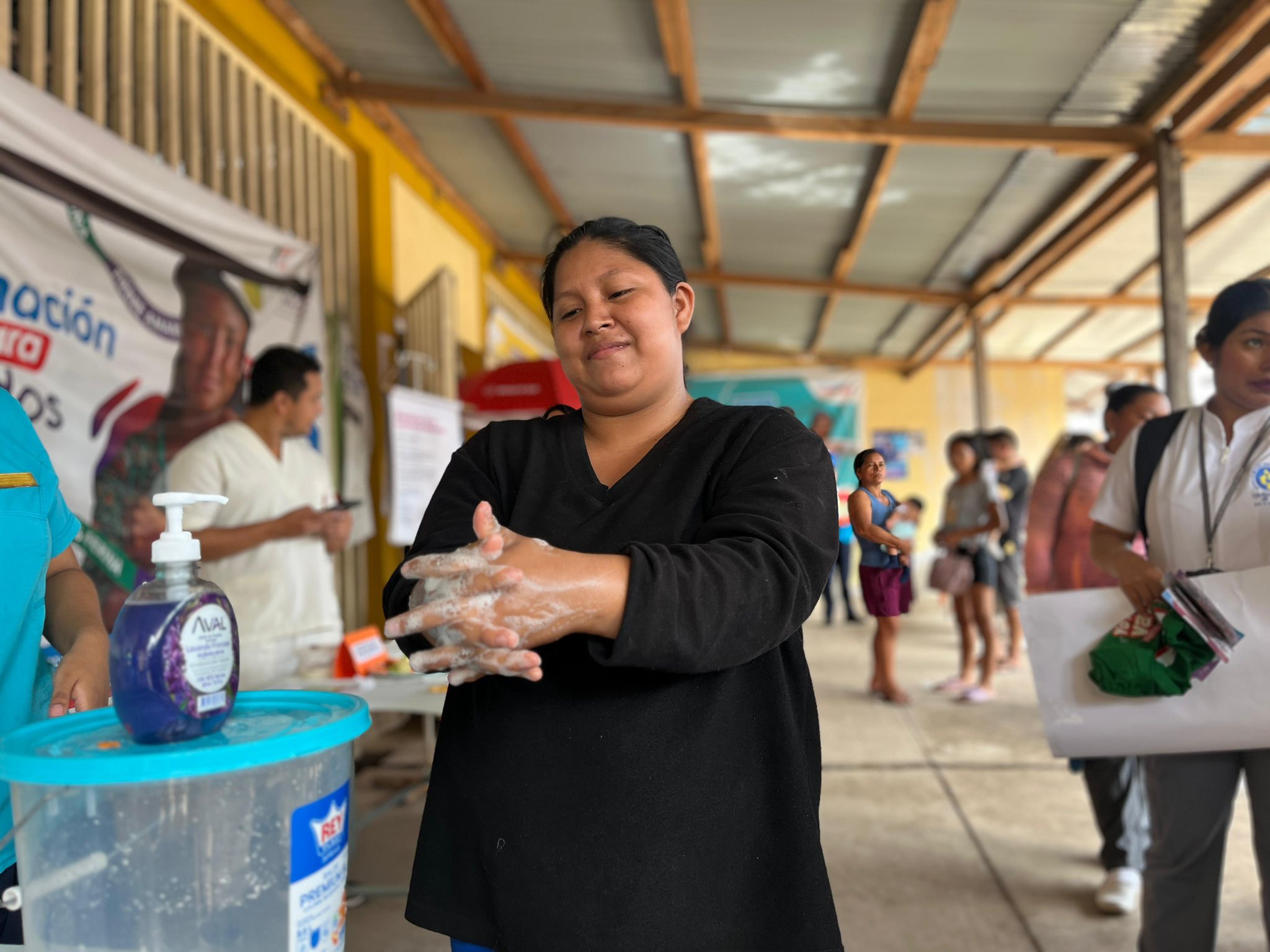 GERESA LORETO REALIZA CAMPAÑA INTEGRAL POR EL DÍA MUNDIAL DE LA LUCHA CONTRA LA NEUMONÍA