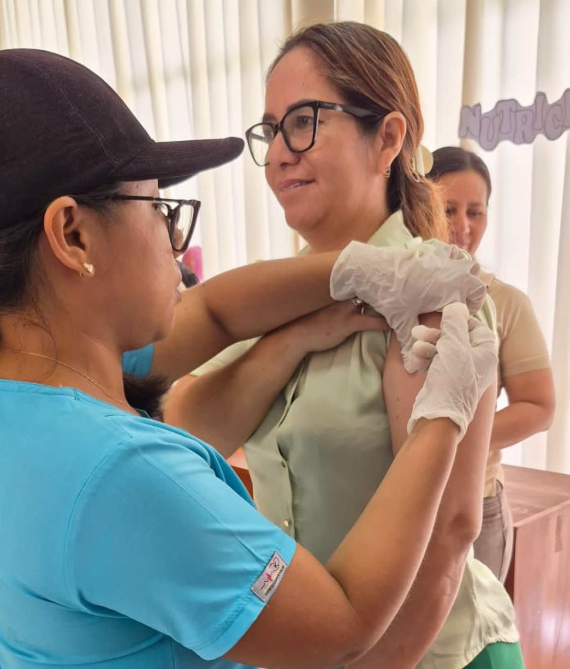 𝗗𝗜𝗥𝗘𝗦𝗔 𝗟𝗢𝗥𝗘𝗧𝗢 𝗬 𝗨𝗡𝗔𝗣 𝗟𝗟𝗘𝗩𝗔𝗡 𝗩𝗔𝗖𝗨𝗡𝗔𝗖𝗜Ó𝗡 𝗔 𝗟𝗔 𝗨𝗡𝗜𝗩𝗘𝗥𝗦𝗜𝗗𝗔𝗗